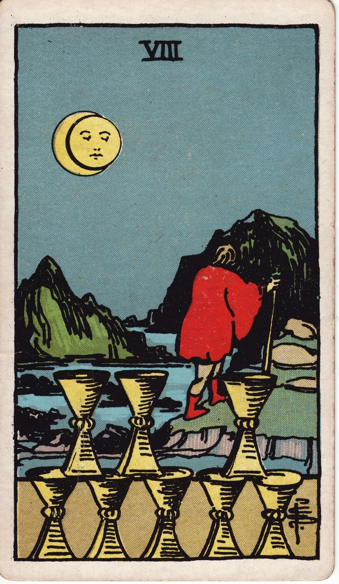 Ocho de Copas tarot card - Arcanos menores - retirada, búsqueda, dejar atrás
